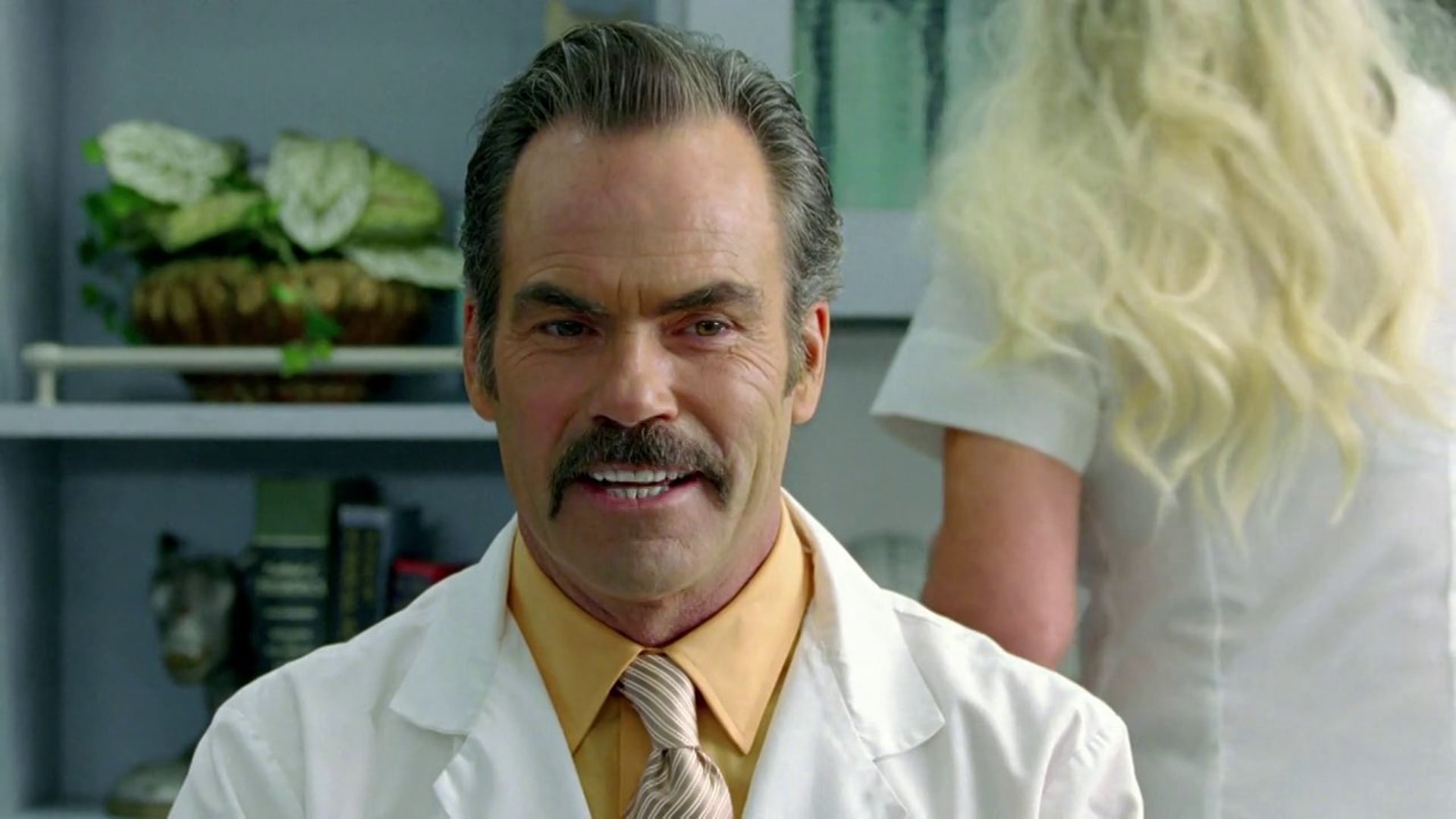 Foster Farms - Shady Surgeon - Goodby, Silverstein & Partners